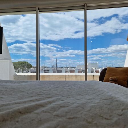 Marina Exceptionnelle - 8 Pers - 120 M2 Vue Mer - Suites Parentales - Cinema - Ponton Le Grau-du-Roi Luaran gambar