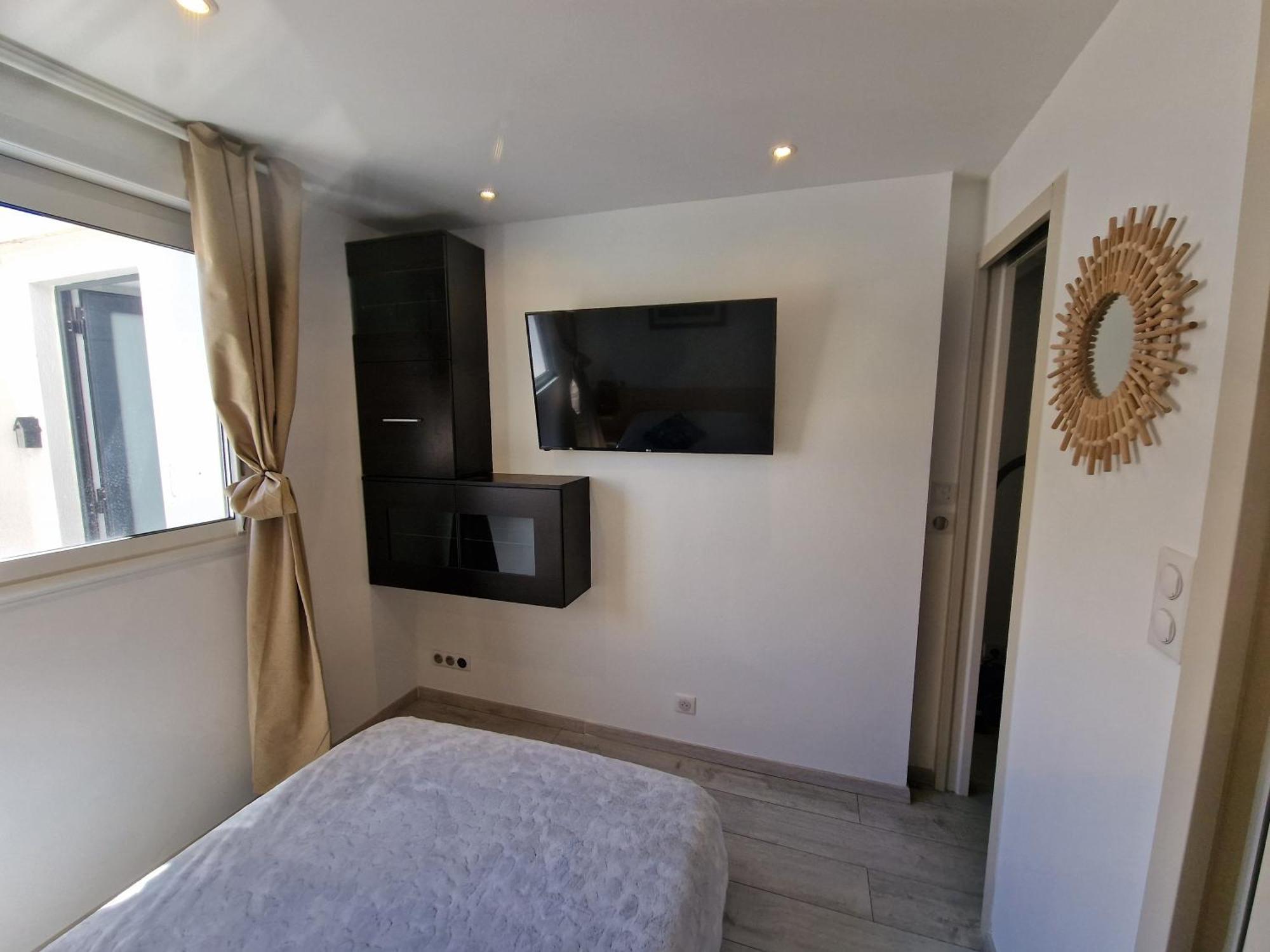 Marina Exceptionnelle - 8 Pers - 120 M2 Vue Mer - Suites Parentales - Cinema - Ponton Le Grau-du-Roi Luaran gambar