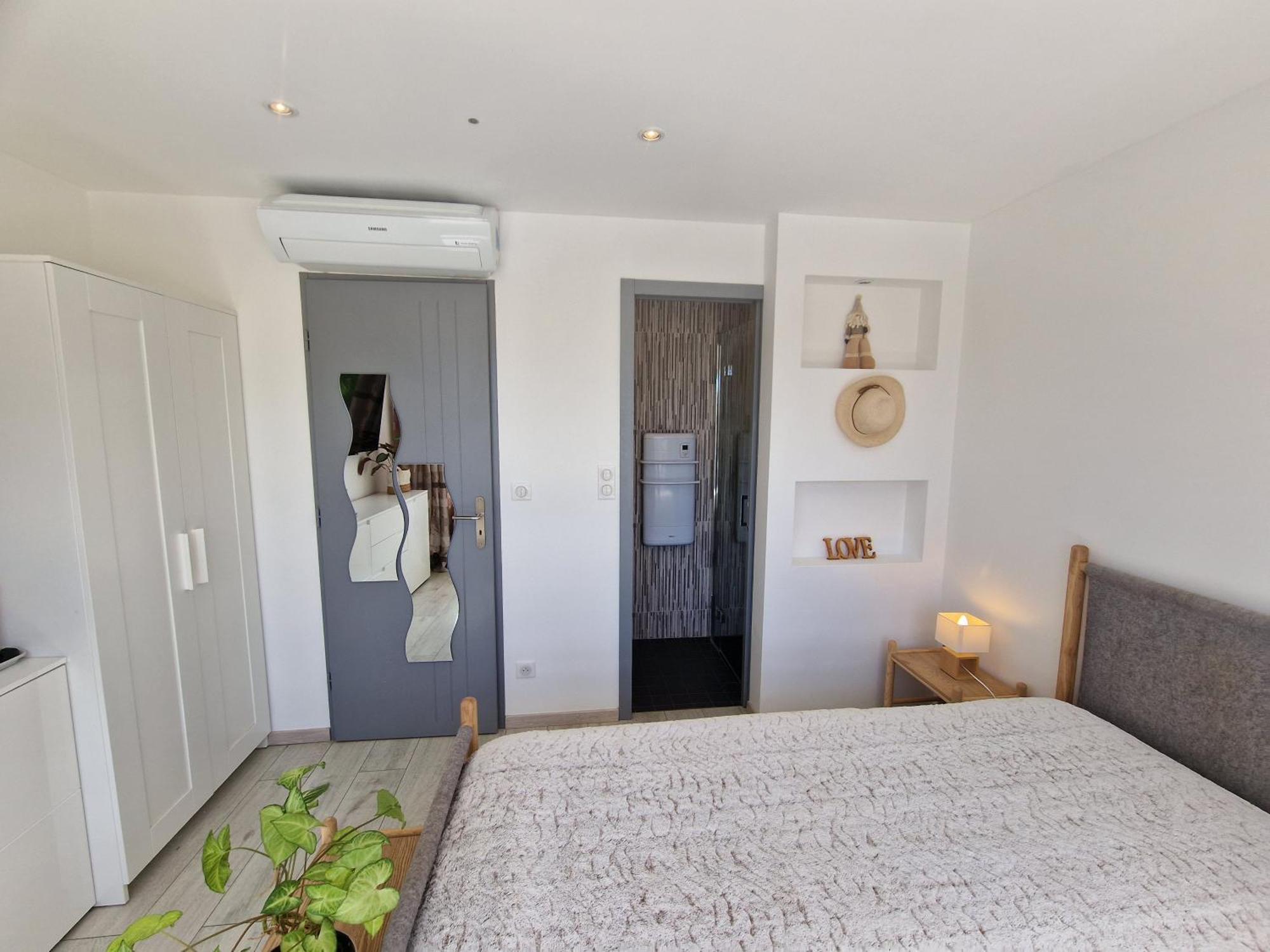 Marina Exceptionnelle - 8 Pers - 120 M2 Vue Mer - Suites Parentales - Cinema - Ponton Le Grau-du-Roi Luaran gambar